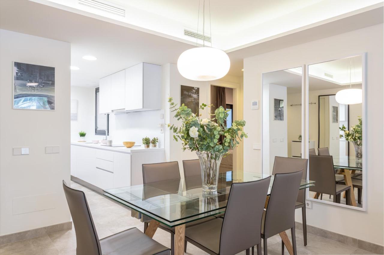 Blue Infinity Luxury Apartment By Ghr Rentals 埃斯特波纳 外观 照片